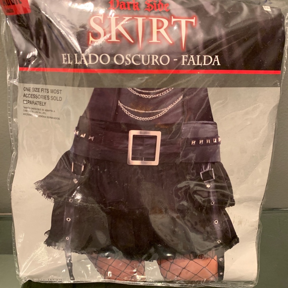 Darkside Halloween Skirt. NWT